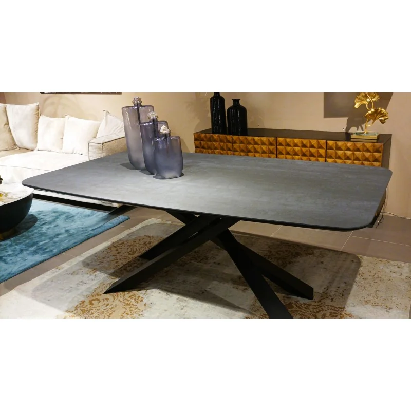 Dining table Lince XL Quartz stone barel shape 260-280 x 117cm